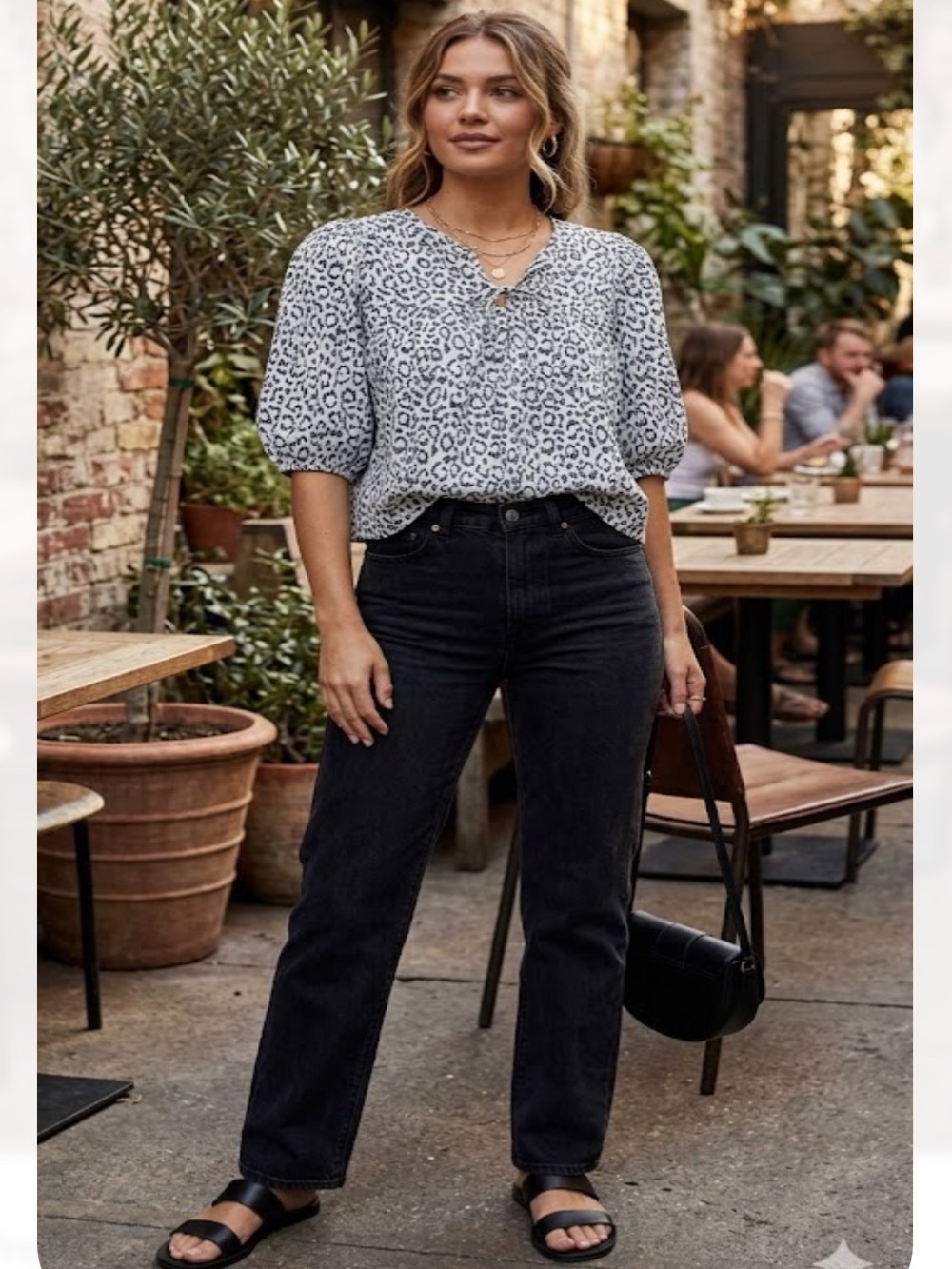Love Tomas Black & White Lace-Up Peasant Blouse